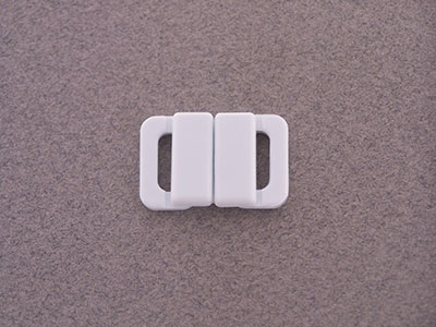 Allacciature in plastica