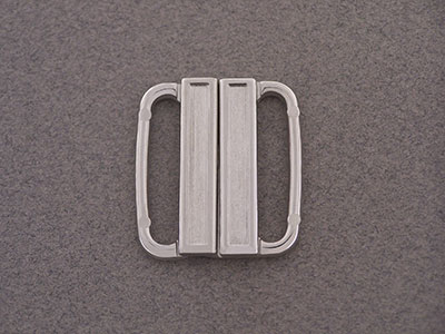 Allacciature in zamak